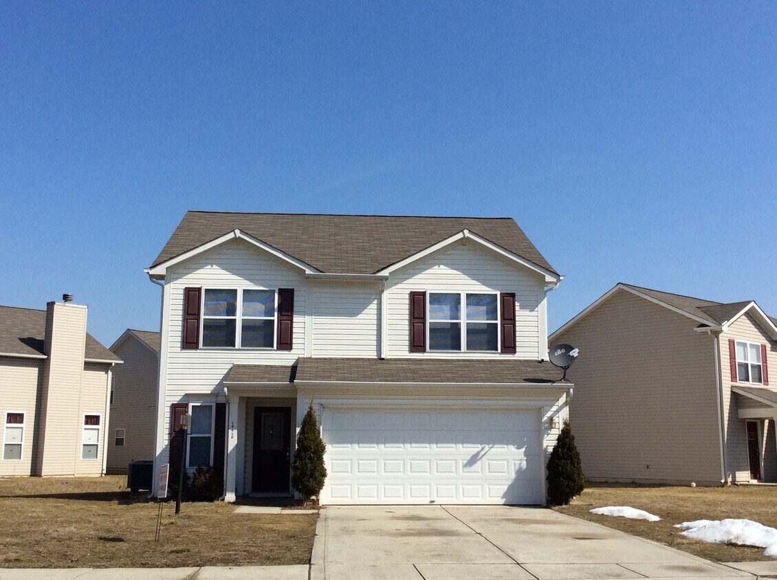 10416 Apple Creek Dr, Indianapolis, IN 46235 House Rental in