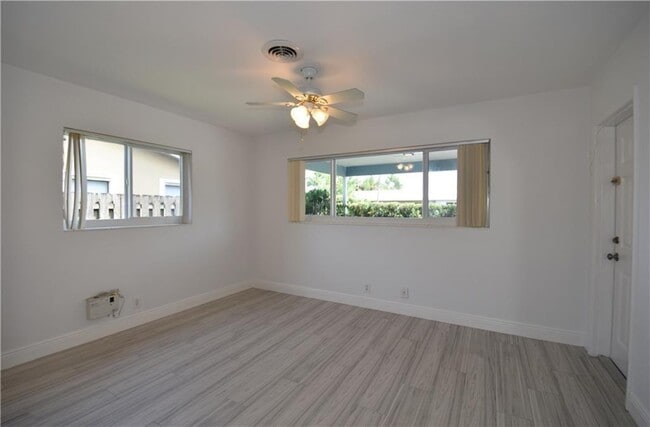 Photo - 1711 NE 60th St Apartment