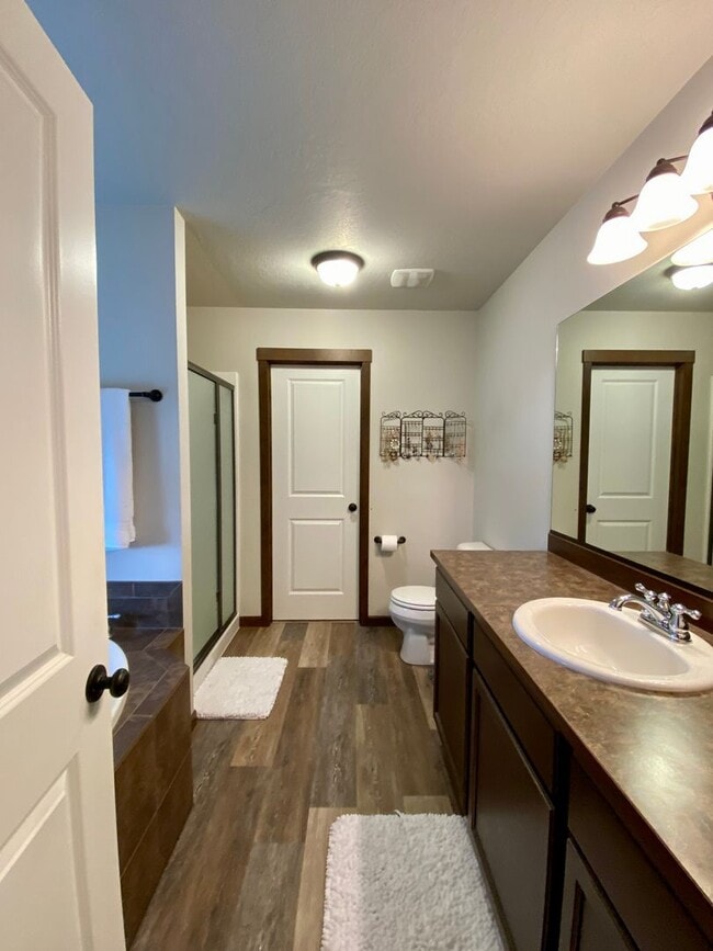 Building Photo - Immaculate home in the heart of Strawberry...