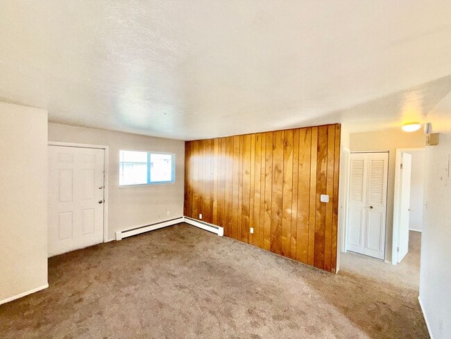 Photo - 1116 Holland Park Blvd. Apartment