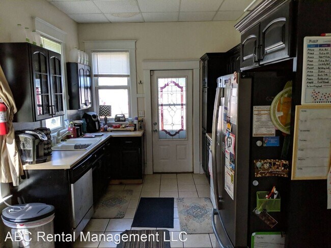 Foto del edificio - 4 br, 2 bath House - 524 Hudson Street