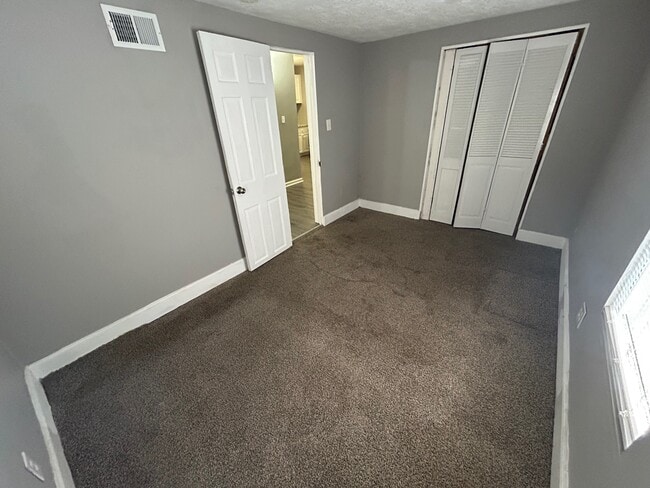 Building Photo - Nick Delsignore