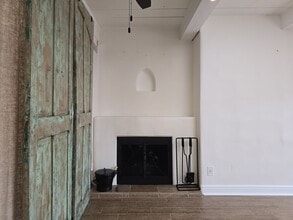 Building Photo - 113 Camino Escondido