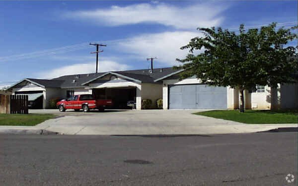 Foto del edificio - 15593 Tonekai Rd