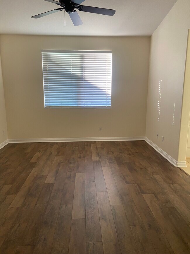 Foto del edificio - 1898 El Nido Ave