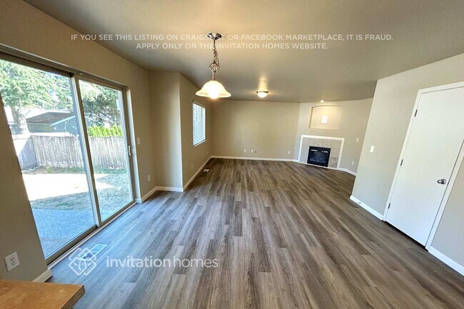 Foto del edificio - 15911 67th Ave Ct E