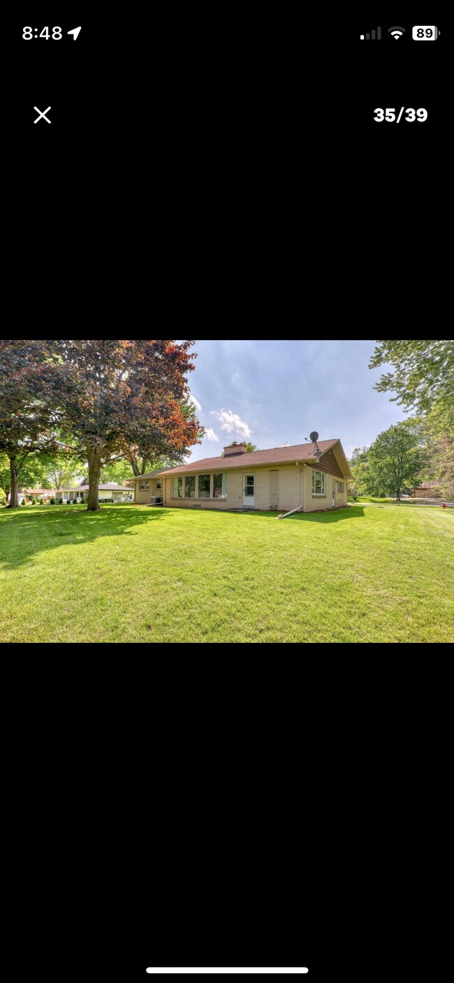 Foto del edificio - 4320 N 163rd St