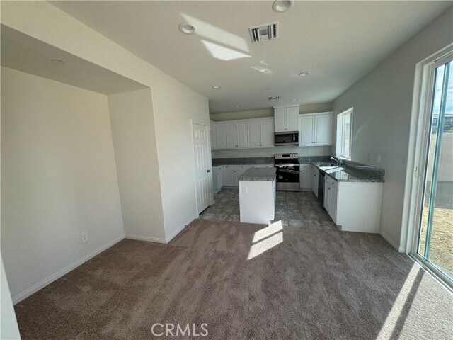 Building Photo - 26953 Checkers Dr