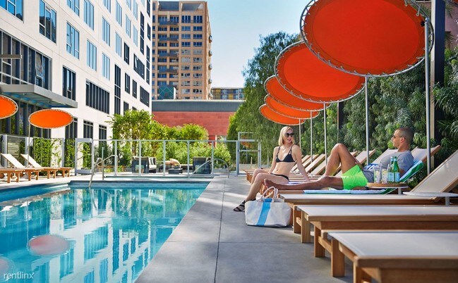 Foto del edificio - 1 br, 1 bath Apartment - The Emerson