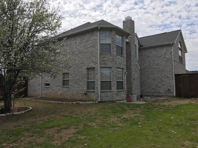 Foto del edificio - 2605 Gull Lake Dr