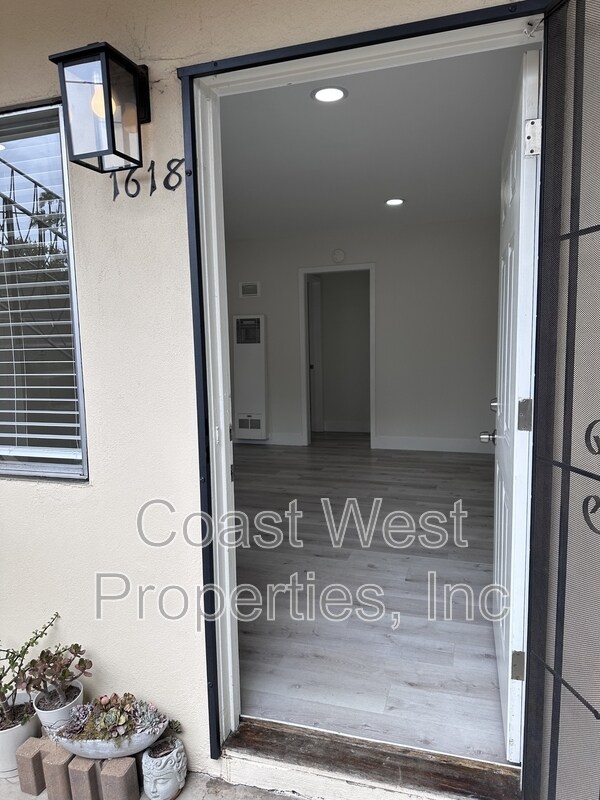 Foto principal - 1618 Reed Ave