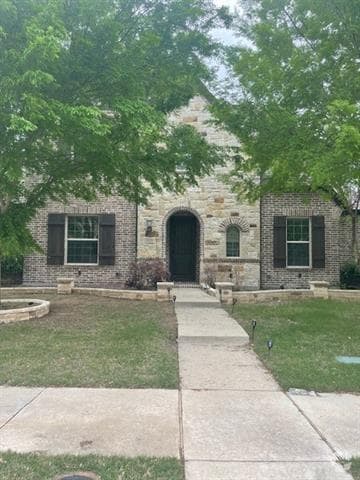 Building Photo - 7495 Perry Dr