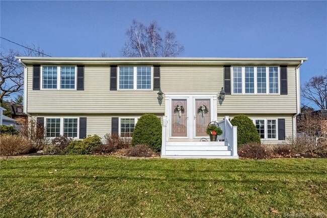 Frente de la casa - 73 Maxwell Dr