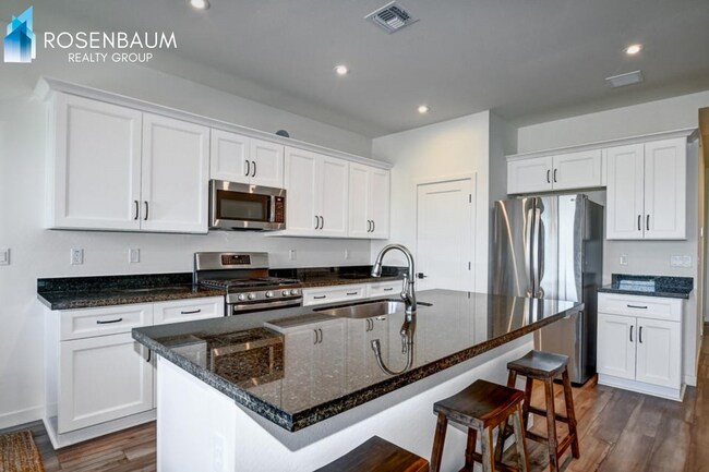 Foto del edificio - Gorgeous 2-beds, 2-baths single level home in the beautiful new Jasper community!