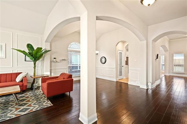 Building Photo - 1313 Baynes Dr