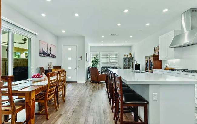 Building Photo - 27238 Narrowleaf Willow Ln