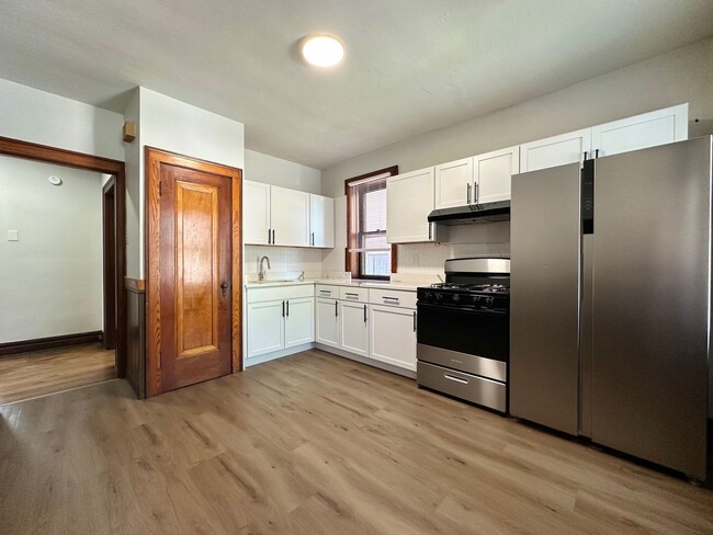 Foto del edificio - 4267 Ellenwood Ave