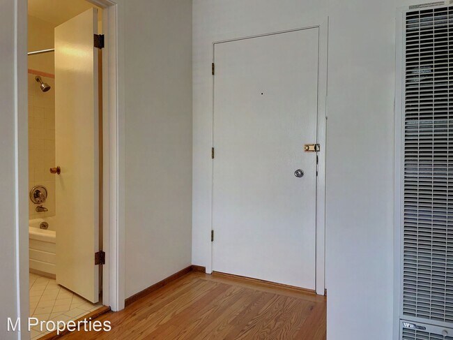 Foto del edificio - 1 br, 1 bath House - 233 29th Street Unit# 2