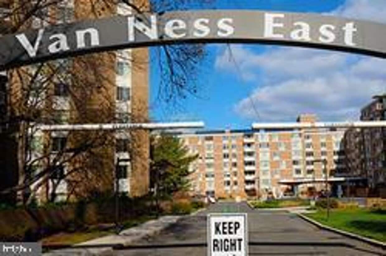 Great Location- One Bedroom Condo in Washi... - Great Location- One Bedroom Condo in Washi...