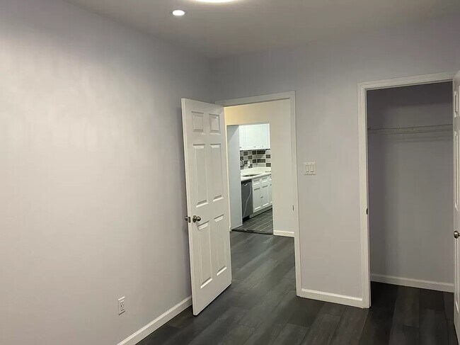 Bedroom 10x10 w/ closet - Great Office - 213 Sumpter St