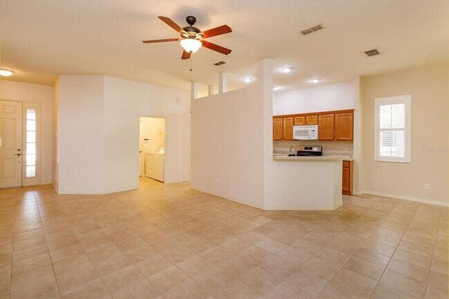 Foto del edificio - 120 Crepe Myrtle Dr