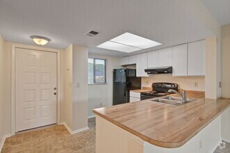 Building Photo - 2186 Bees Ferry Rd