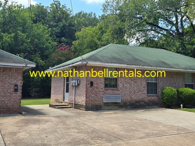Foto del edificio - 736 8th St SE