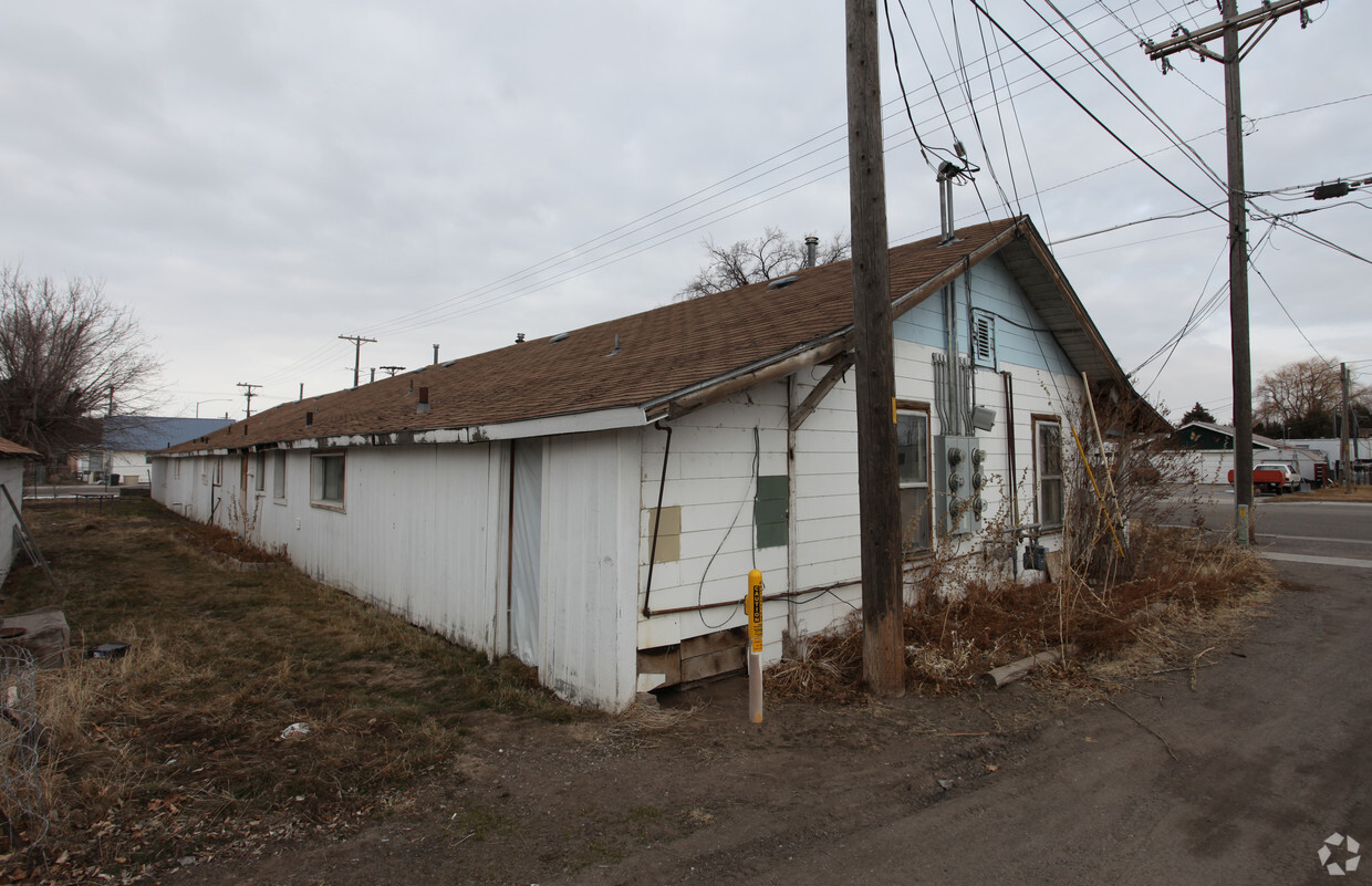 Building Photo - 109 F St