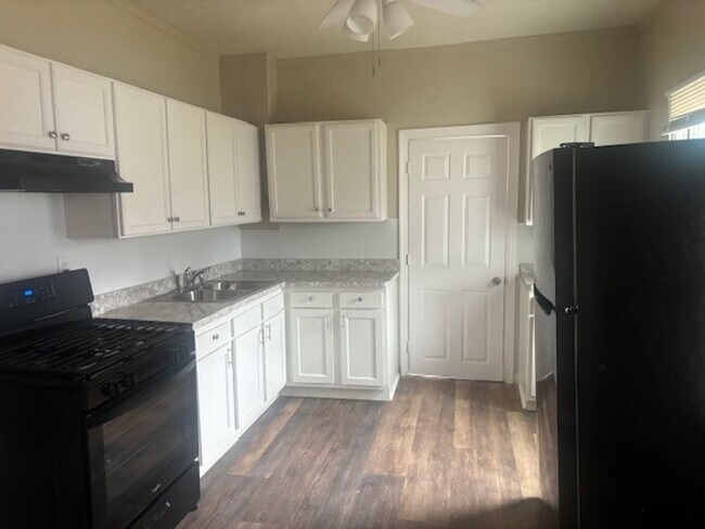 Foto del edificio - Charming 3 Bedroom 1 Bath Home