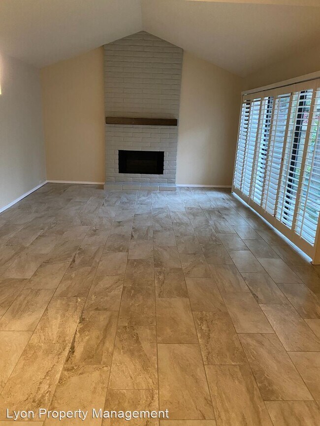 Foto del edificio - 2137 Promontory Point Ln