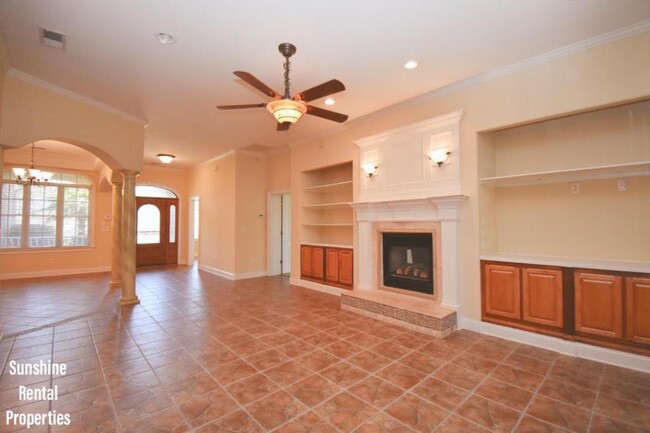 Building Photo - 9173 Abingdon Dr