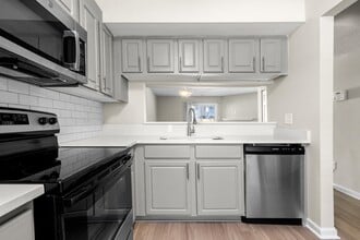 Building Photo - Doria Apartments