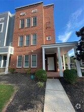 Building Photo - 793 Liberty Commons Dr