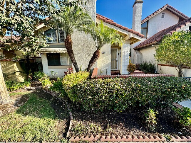 Building Photo - Charming 3 bedroom home in desirable North...