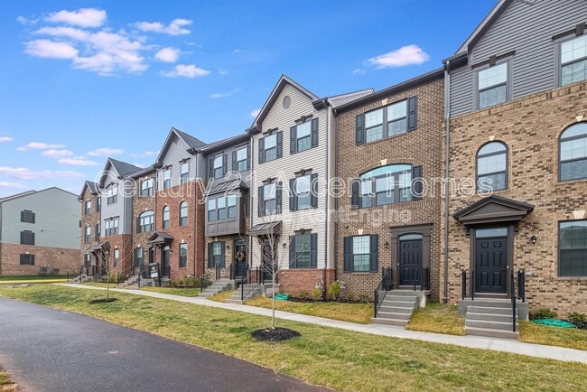 Foto del edificio - 14020 Sunrise Valley Dr