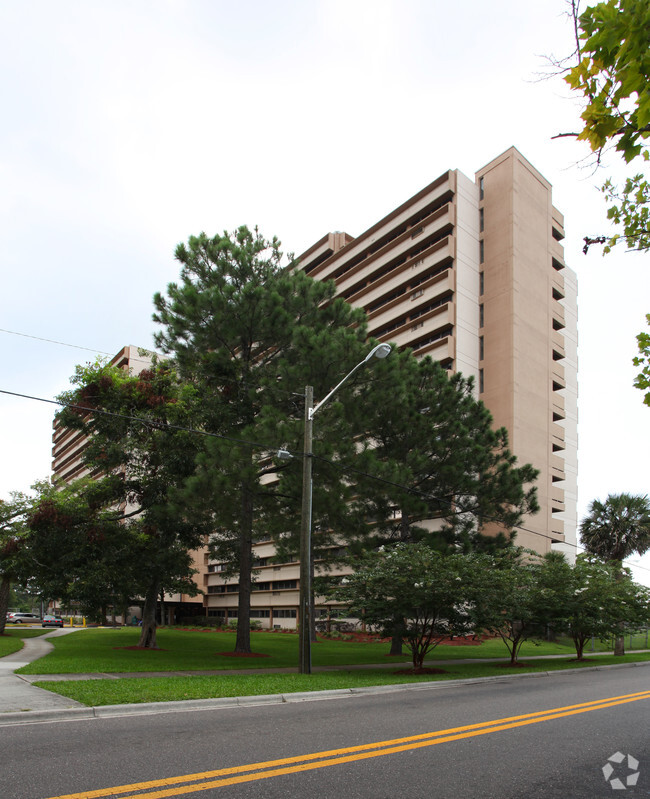 Foto del edificio - Centennial Towers