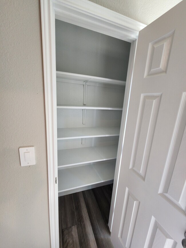 Building Photo - 2325 Merganser Way