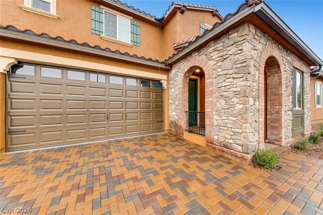 Building Photo - 2552 Sable Creek St