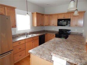 Building Photo - 8176 Whitman Way