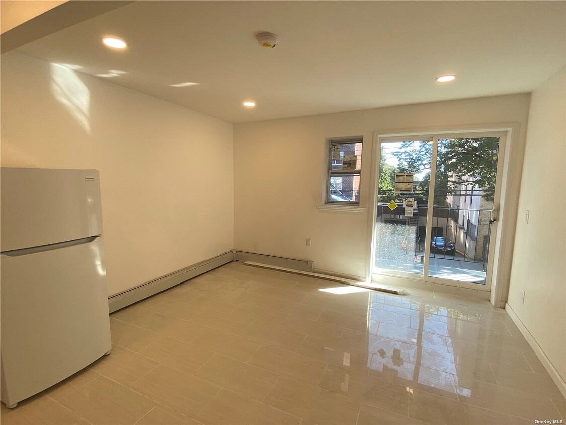 Foto del edificio - 169-11-169-89 89th Ave