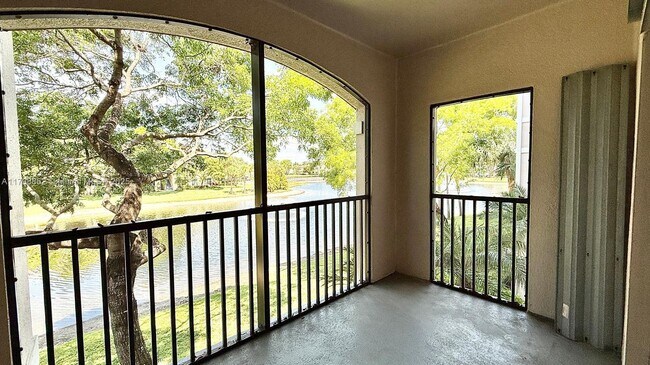 Building Photo - 2728 Anzio Ct