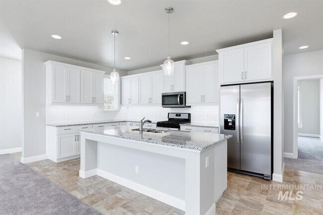 Foto del edificio - Modern Northwest Meridian Home