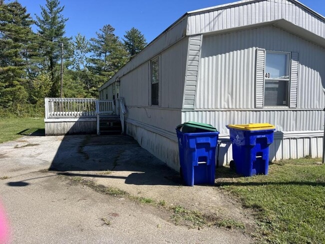 Foto del edificio - 834 N Main St