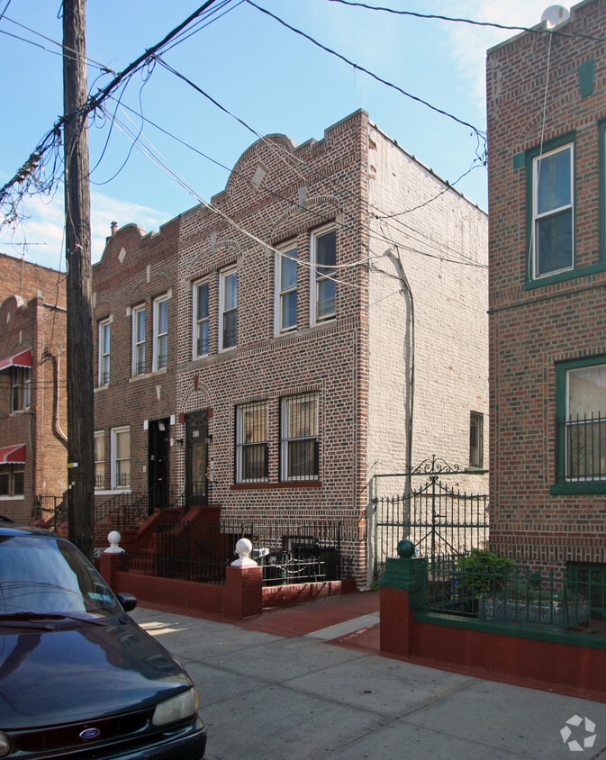 Primary Photo - 653 New Jersey Ave