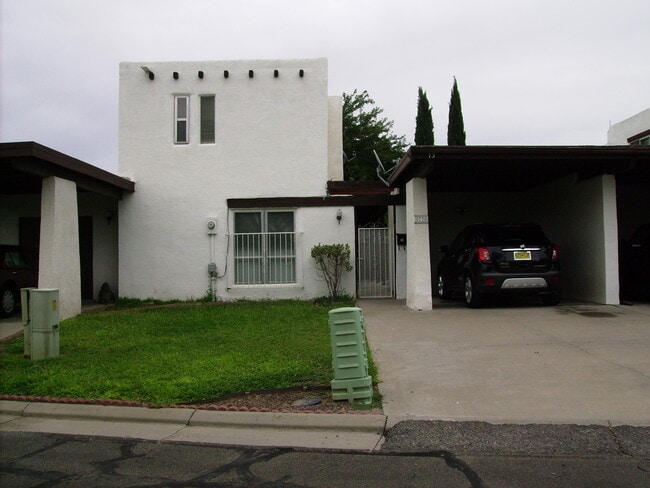 Building Photo - 73 Calle Loma Parda NW