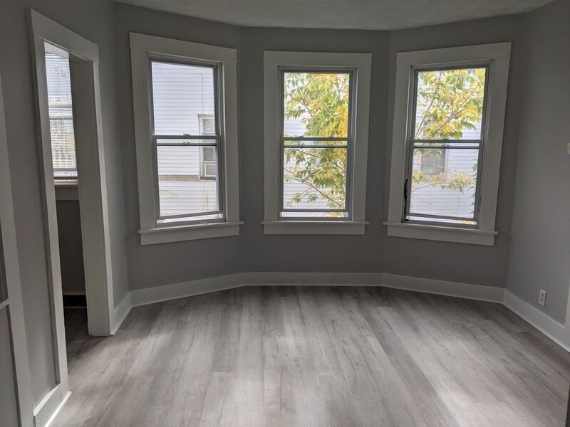 Foto principal - 1403 Corbin Ave