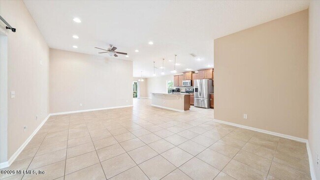 Foto del edificio - 16050 Dowing Creek Dr