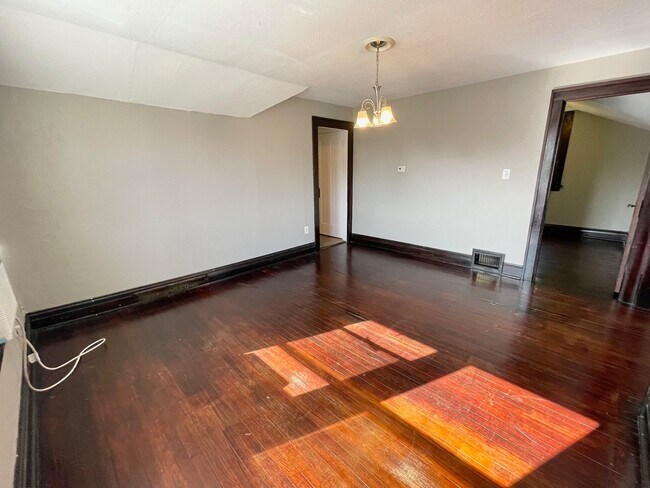 Foto del edificio - 603 Mill St
