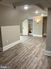 Building Photo - 901 N Front St