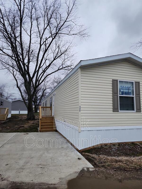 7430 Sioux Run, Indianapolis, IN 46219 House for Rent in Indianapolis